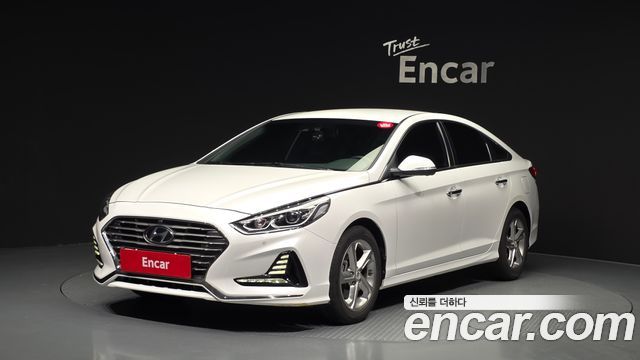 Hyundai Sonata 2.0 Modern — пробег 166 639 км — фото 1 из 5