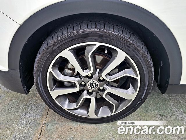 Ssangyong TIBOLI из Кореи Encar