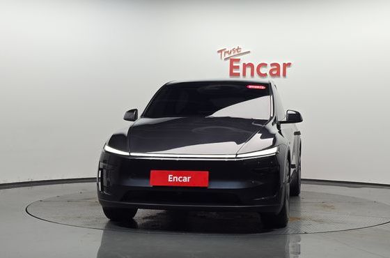 Tesla Model Y Long Range AWD — пробег 27 931 км — фото 3 из 5