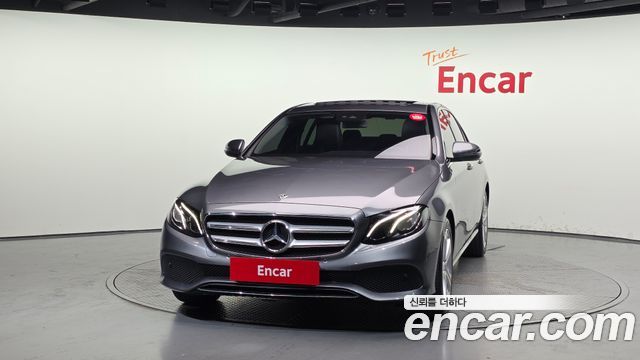 Mercedes-Benz E-Class из Кореи Encar