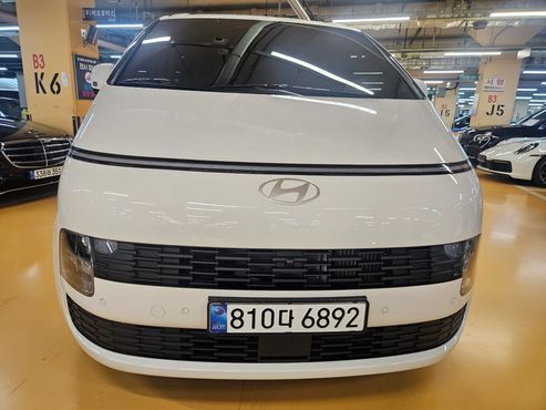 Hyundai Staria HEV 1.6T Cargo 5-Seater Modern — пробег 1 100 км — фото 3 из 5
