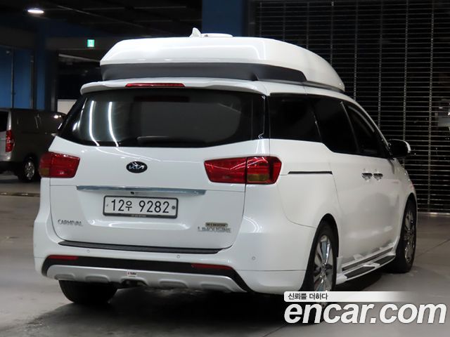 Kia Carnival Gasoline 7-seater Hi-Limousine President — пробег 168 733 км — фото 4 из 5