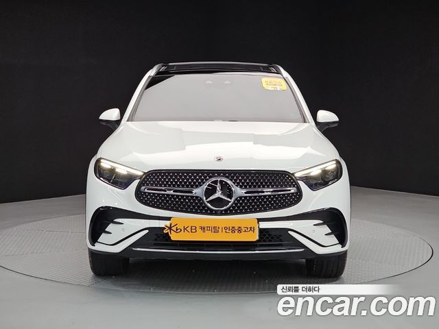 Mercedes-Benz GLC-Class GLC 300 4MATIC Avantgarde — пробег 40 452 км — фото 1 из 5