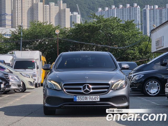 Mercedes-Benz E-Class из Кореи Encar