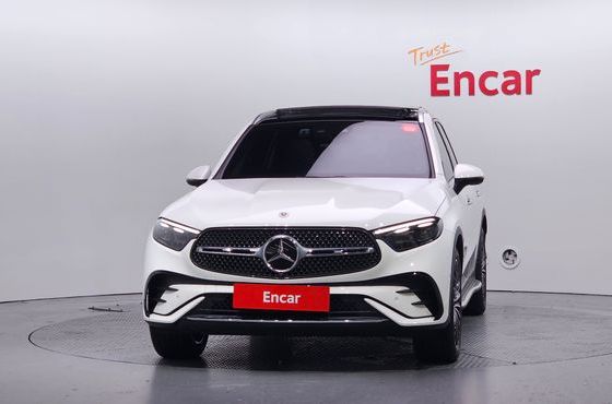 Mercedes-Benz GLC-Class GLC300 4MATIC AMG Line — пробег 11 042 км — фото 3 из 5