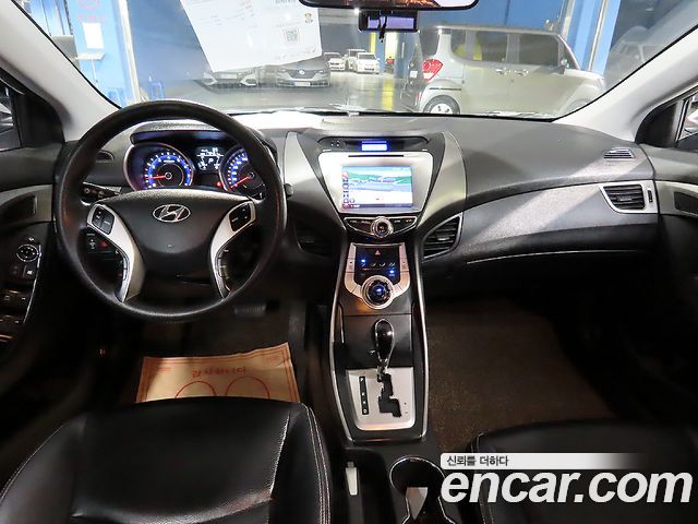 Hyundai AVANTE M16 GDI Deluxe — пробег 173 375 км — фото 5 из 5