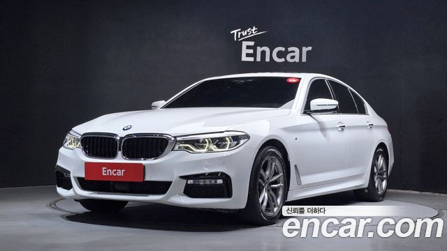 BMW 5-Series 520d xDrive M Sport Package — пробег 96 742 км — фото 1 из 5