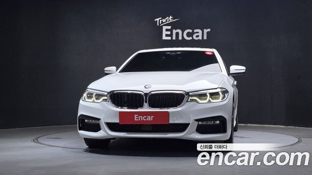 BMW 5-Series 520d xDrive M Sport Package — пробег 96 742 км — фото 3 из 5