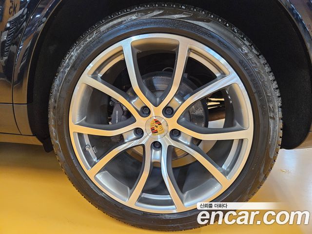 Porsche Cayenne 3.0 — пробег 150 900 км — фото 5 из 5