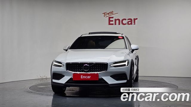 Volvo V60 из Кореи Encar
