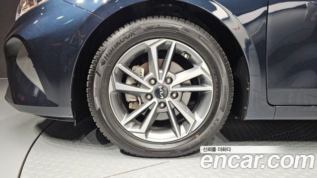 Kia K3 из Кореи Encar