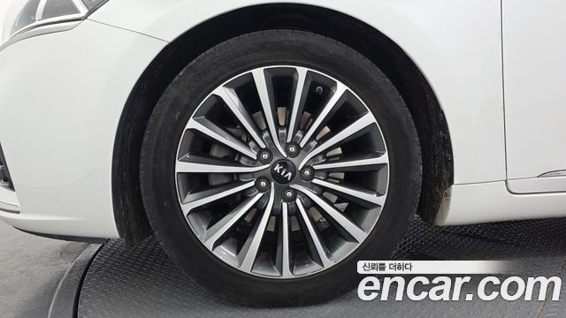 Kia K7 из Кореи Encar
