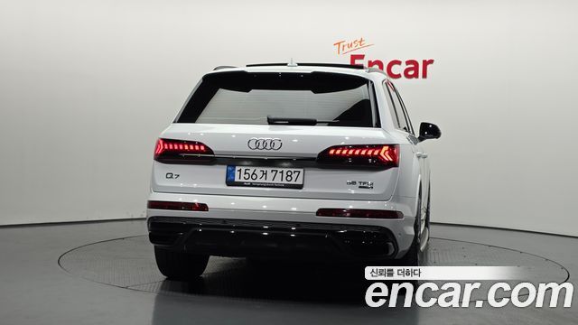 Audi Q7 55 TFSI Quattro Premium — пробег 94 877 км — фото 4 из 5