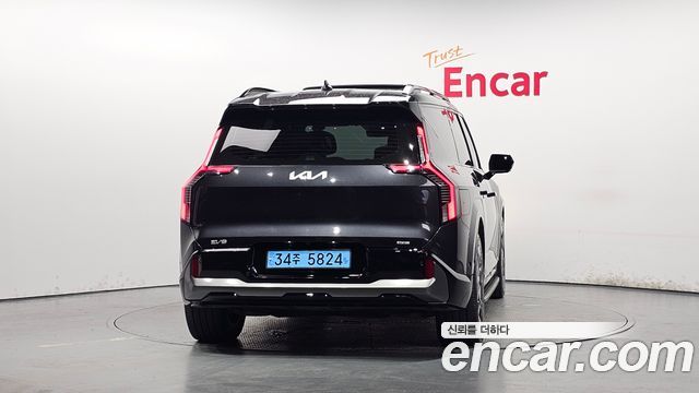 Kia EV9 из Кореи Encar