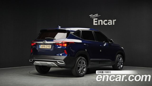 Kia Seltos из Кореи Encar