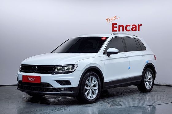 Volkswagen Tiguan 2.0 TDI Premium — пробег 98 759 км — фото 1 из 5