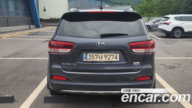 Kia Sorento Diesel 2.0 4WD Prestige — пробег 182 000 км — фото 4 из 5
