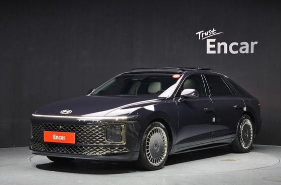 Hyundai Grandeur Calligraphy — пробег 13 720 км — фото 1 из 5