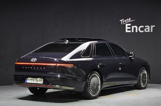 Hyundai Grandeur Calligraphy — пробег 13 720 км — фото 2 из 5