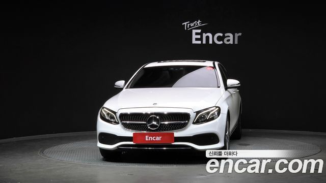 Mercedes-Benz E-Class из Кореи Encar