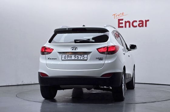 Hyundai Tucson Diesel 2WD LX20 Premier — пробег 167 145 км — фото 4 из 5