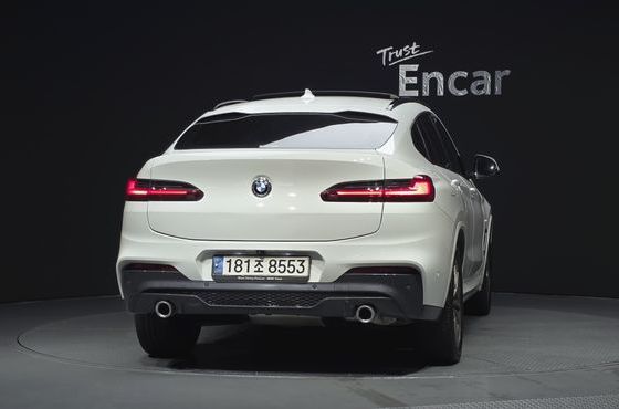 BMW X4 xDrive20d M Sport — пробег 137 704 км — фото 4 из 5