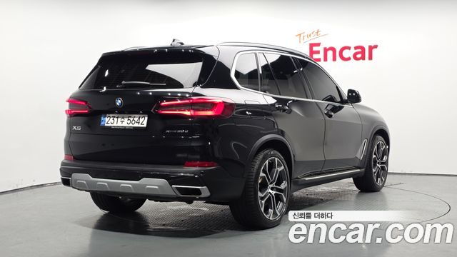 BMW X5 xDrive 30d xLine — пробег 26 257 км — фото 2 из 5