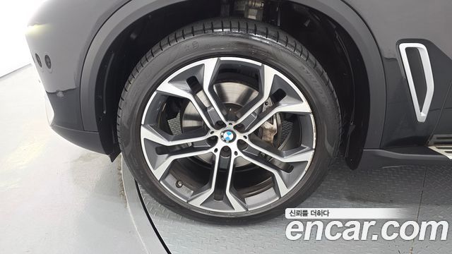 BMW X5 xDrive 30d xLine — пробег 26 257 км — фото 5 из 5