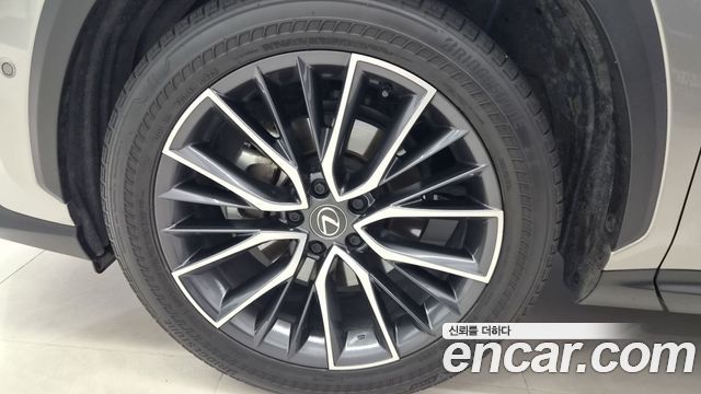 Lexus NX из Кореи Encar