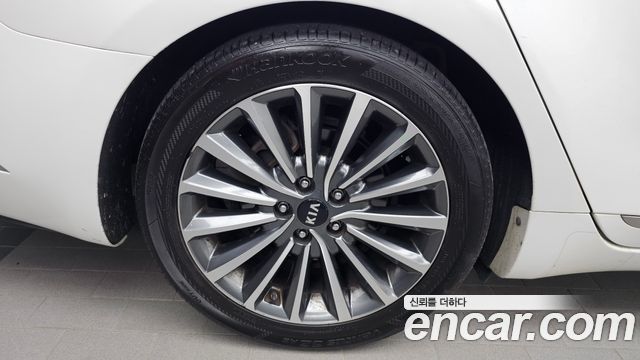 Kia K7 из Кореи Encar