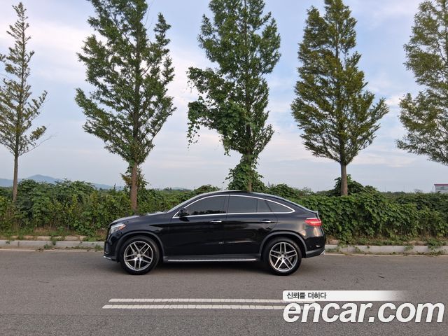 Mercedes-Benz GLE-Class GLE350 d 4MATIC Coupe — пробег 123 000 км — фото 2 из 5