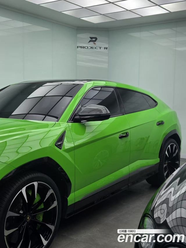 Lamborghini Urus из Кореи Encar