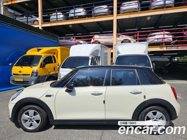 Mini Cooper из Кореи Encar