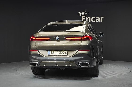 BMW X6 xDrive40i M Sport — пробег 85 834 км — фото 4 из 5