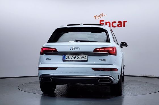 Audi Q5 40 TDI Quattro Premium — пробег 49 380 км — фото 4 из 5