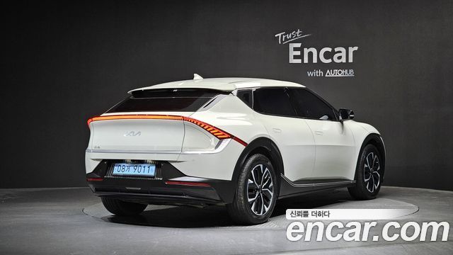 Kia EV6 Long Range Light — пробег 35 928 км — фото 2 из 5