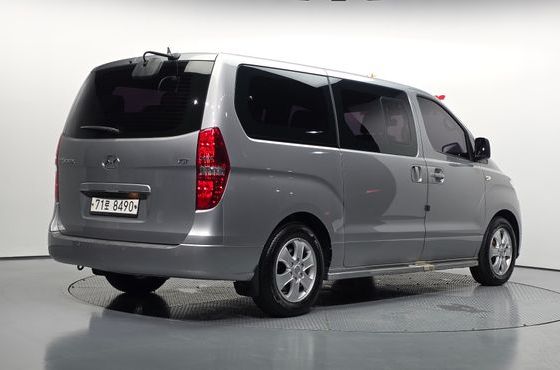 Hyundai Starex Wagon 11-Seater Smart — пробег 129 344 км — фото 2 из 5