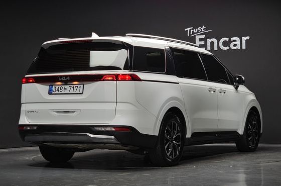 Kia Carnival Gasoline 9-Seater Noblesse — пробег 37 660 км — фото 2 из 5