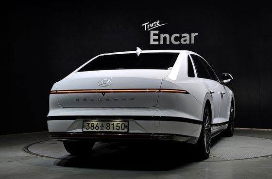 Hyundai Grandeur Calligraphy — пробег 47 333 км — фото 4 из 5