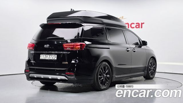 Kia Carnival из Кореи Encar