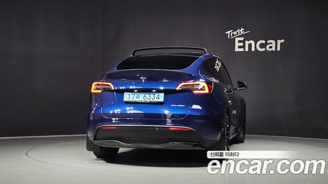 Tesla Model Y Long Range AWD — пробег 94 996 км — фото 4 из 5