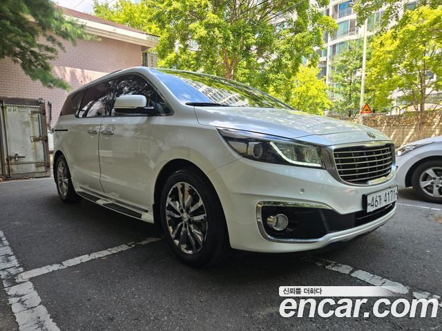Kia Carnival 9-seater Prestige — пробег 159 370 км — фото 3 из 5