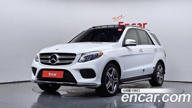 Mercedes-Benz GLE-Class GLE350 d 4MATIC Premium — пробег 101 297 км — фото 1 из 5