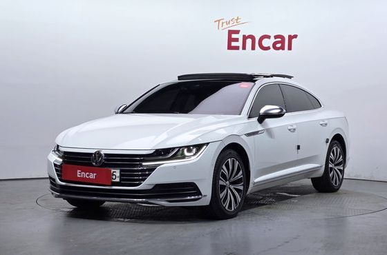 Volkswagen Arteon 2.0 TDI Premium — пробег 108 477 км — фото 1 из 5