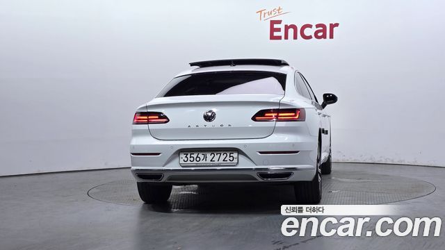 Volkswagen Arteon 2.0 TDI Premium — пробег 108 477 км — фото 4 из 5