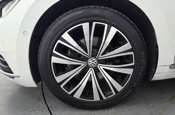 Volkswagen Arteon 2.0 TDI Premium — пробег 108 477 км — фото 5 из 5