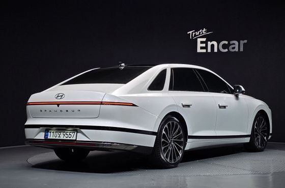 Hyundai Grandeur Calligraphy — пробег 45 497 км — фото 2 из 5
