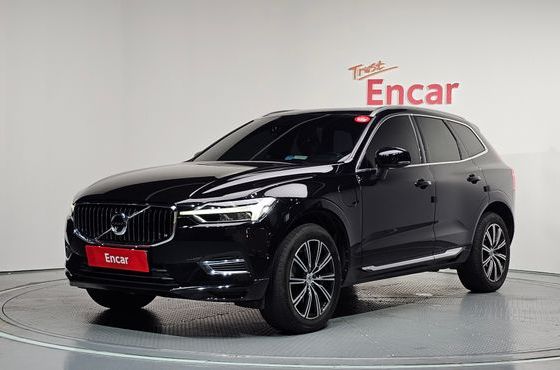Volvo XC60 T8 Inscription — пробег 54 790 км — фото 1 из 5