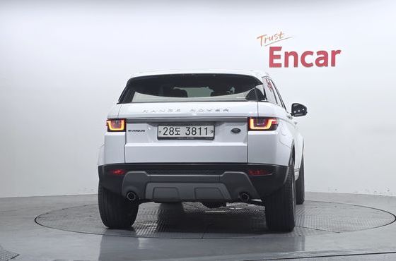 Land Rover Range Rover Evoque 2.0 TD4 SE — пробег 80 442 км — фото 4 из 5