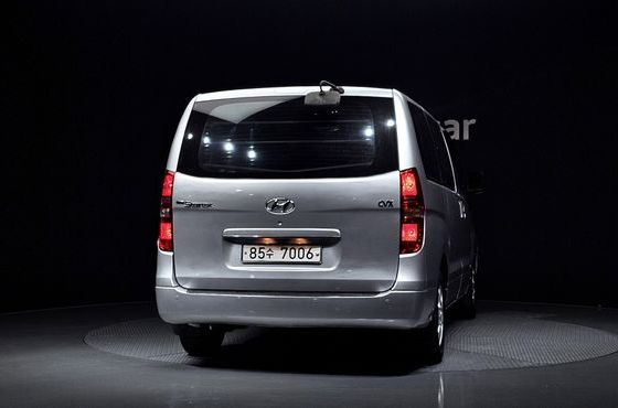 Hyundai Starex 5-Seater VAN CVX Deluxe — пробег 102 954 км — фото 4 из 5